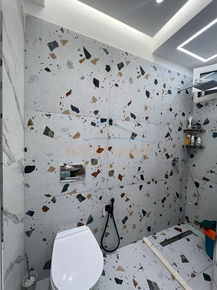 For sale, Apartment 1+1+Veranda, Golem, Durres