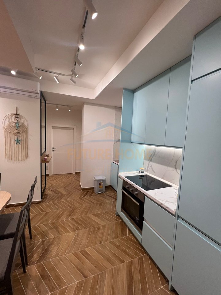 For sale, Apartment 1+1+Veranda, Golem, Durres