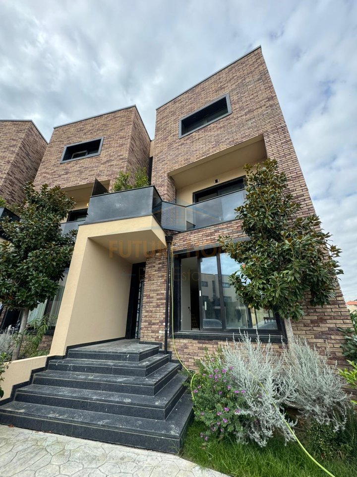 In vendita, Villa, Residenza Primavera, Mjull Bathore