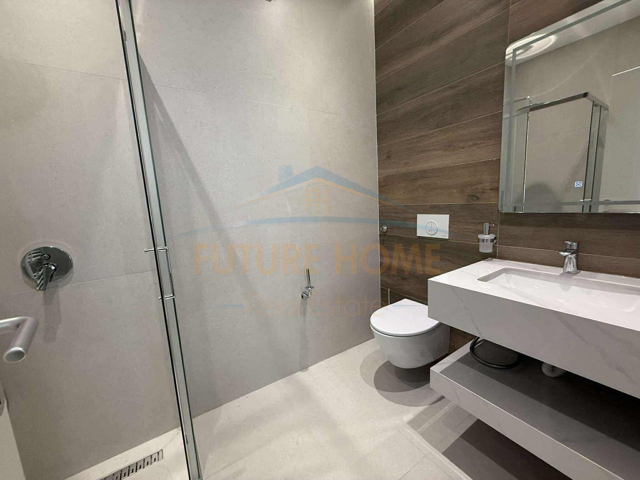 For rent, 2+1+2 apartment + parking space, New Boulevard, Tirana.