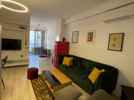 Affitto, Appartamento 1+1, Blloku, Tirana.