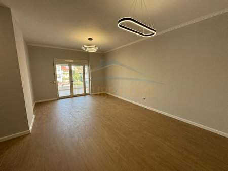 For sale, 2+1 Apartment, Shefqet Kuka Street, Fresk, Tirana.