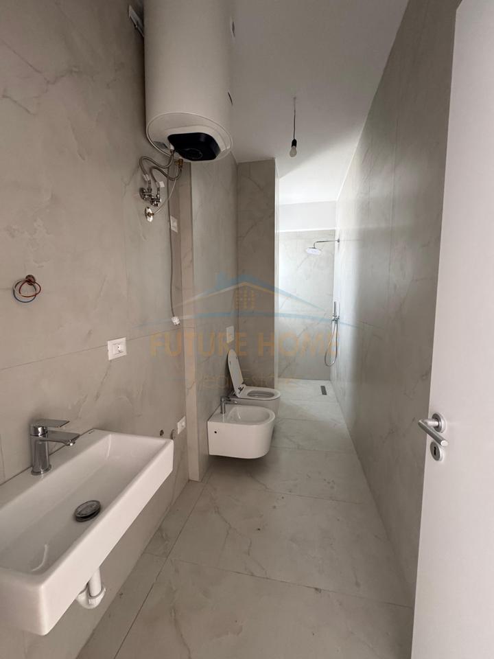 For rent, 2+1 Apartment, Fresku, Tirana.