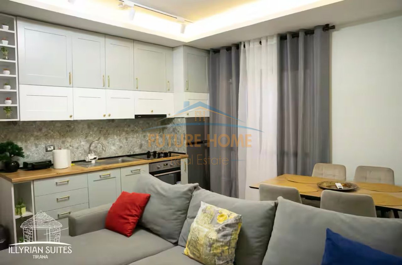 Qira, Apartament 2+1, Medrese, Tirane.