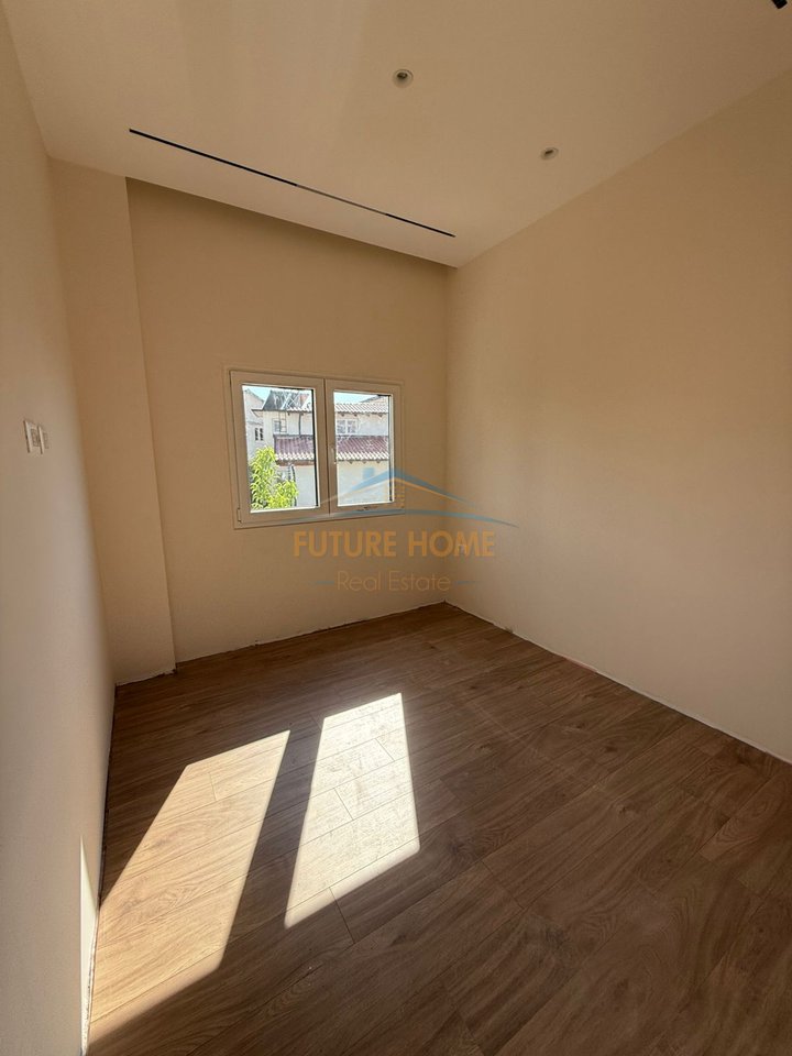 Shitet, Apartament 1+1, Ali Dem, Tiranë.