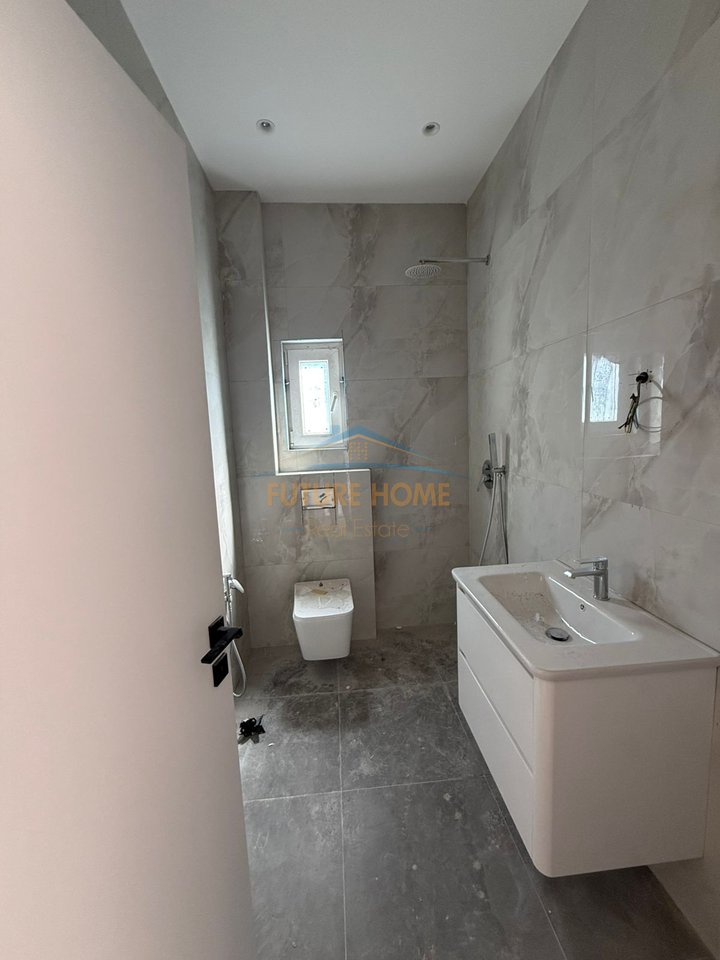 Shitet, Apartament 1+1, Ali Dem, Tiranë.