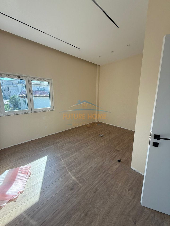 Shitet, Apartament 1+1, Ali Dem, Tiranë.