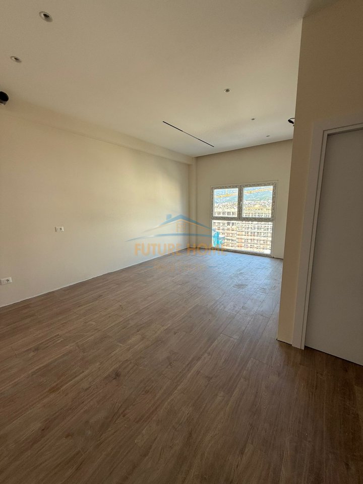 Shitet, Apartament 1+1, Ali Dem, Tiranë.