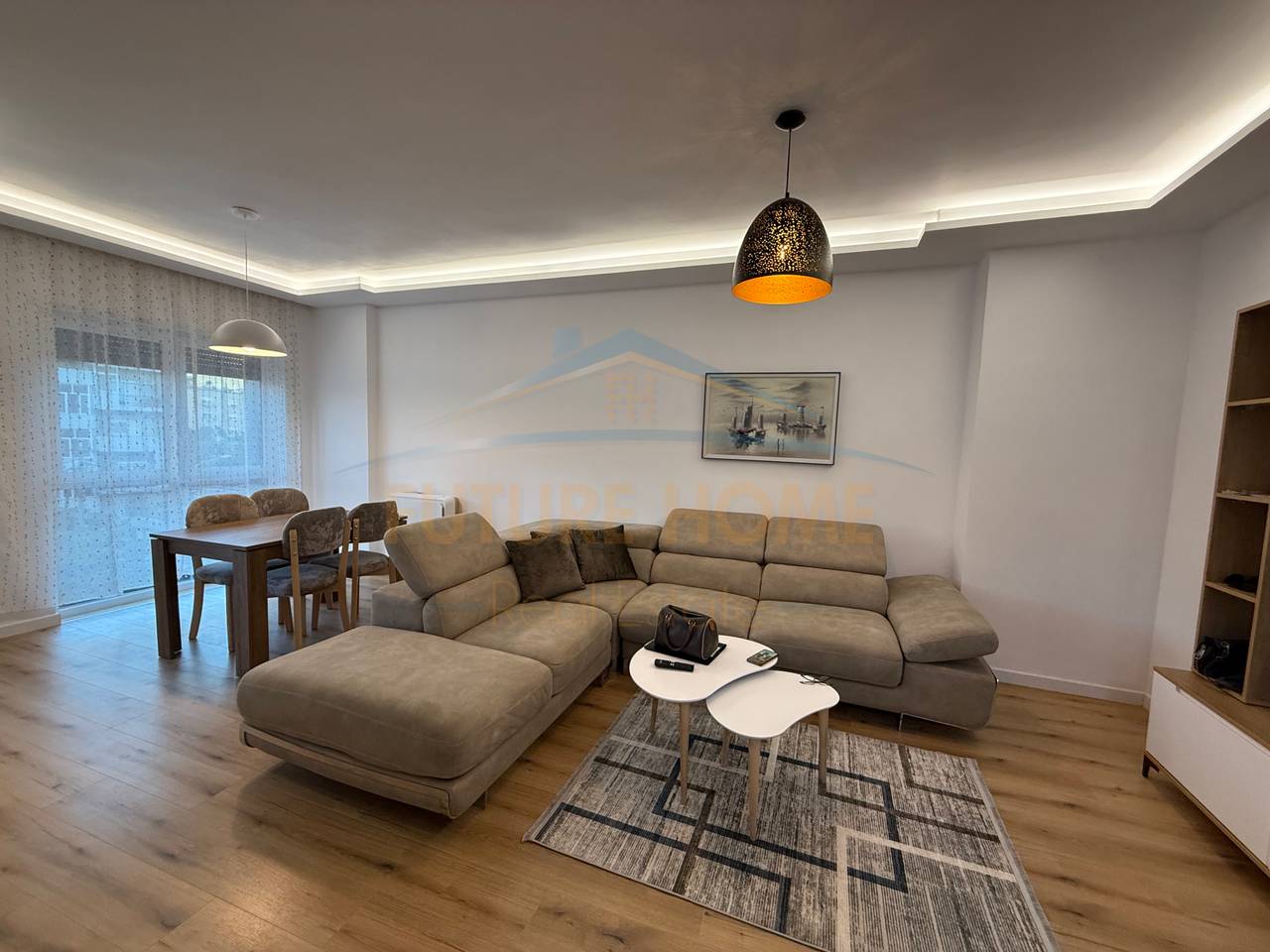 For rent, 2+1 Apartment + Parking Space, Shkolla e Kuqe, Tirana