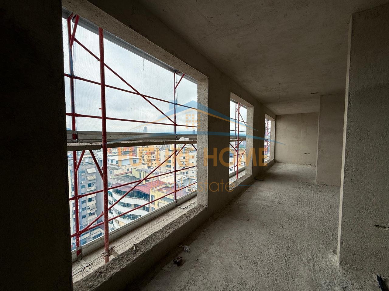 Shitet, Apartament 2+1+2,  White Tower Residence, Komuna e Parisit.
