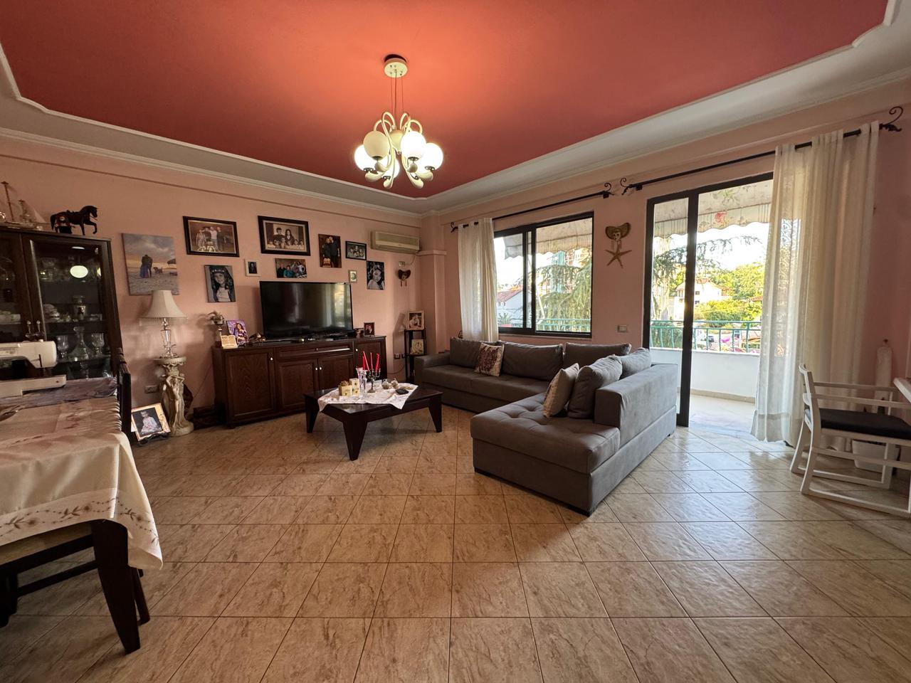 Shitet, Apartament 3+1+2, Kompleksi Grand,  Ali Demi , Tiranë.