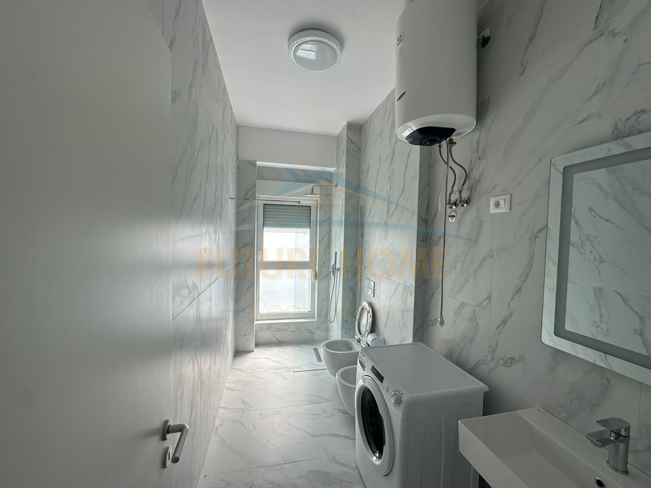 For rent, 1+1 Apartment, Ali Demi, Tirana.