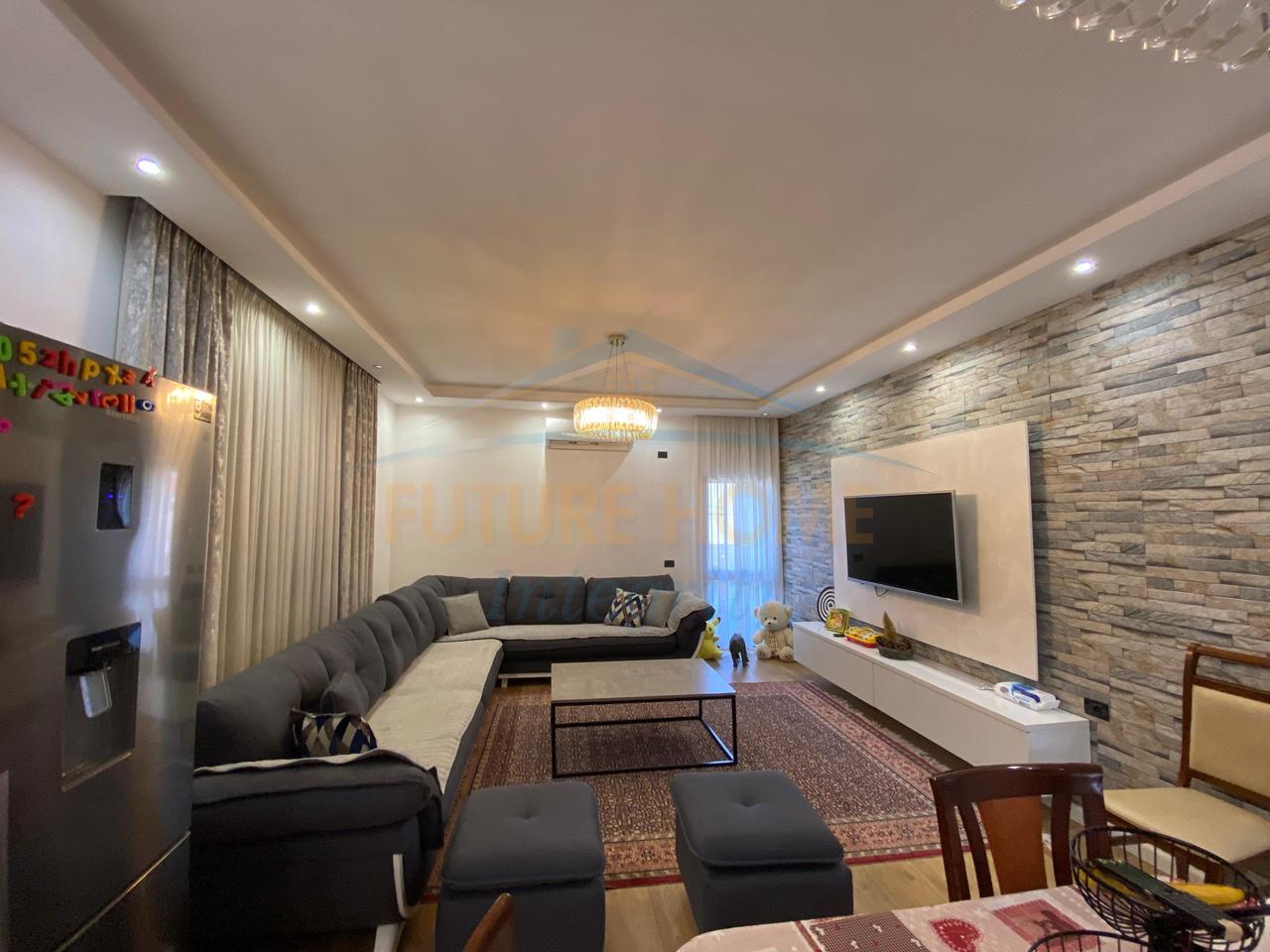 Qera, Apartament 2+1+2+Post Parkimi, Selitë, Tiranë.