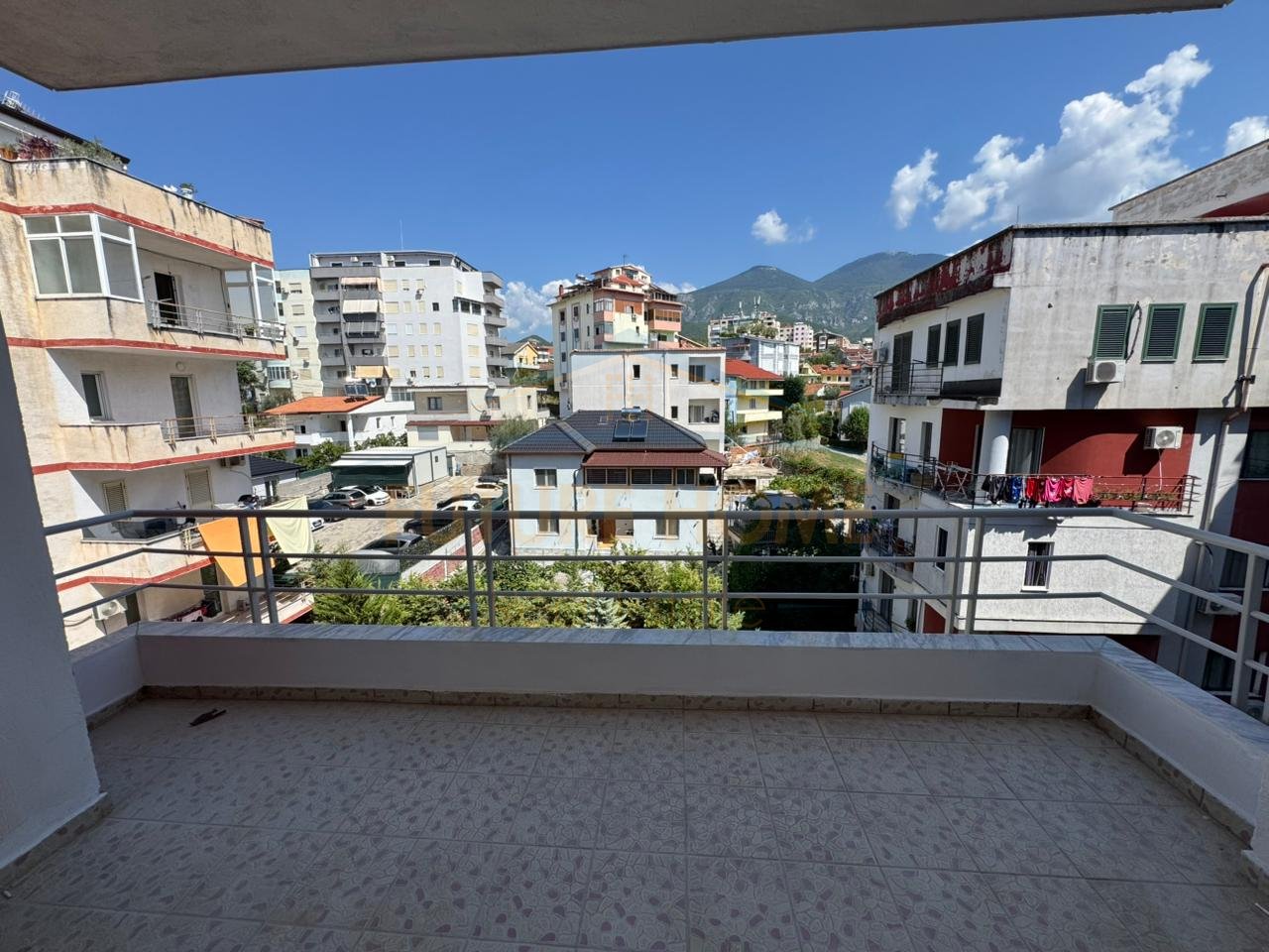 In vendita, Appartamento 2+1, Via Shefqet Kuka, Fresk, Tirana.
