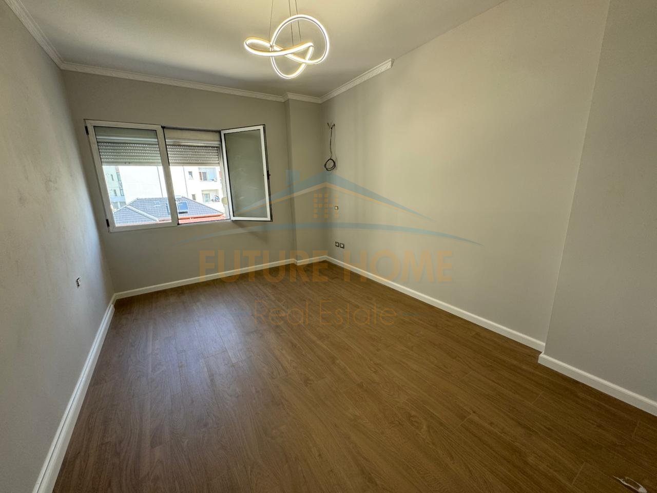 In vendita, Appartamento 2+1, Via Shefqet Kuka, Fresk, Tirana.