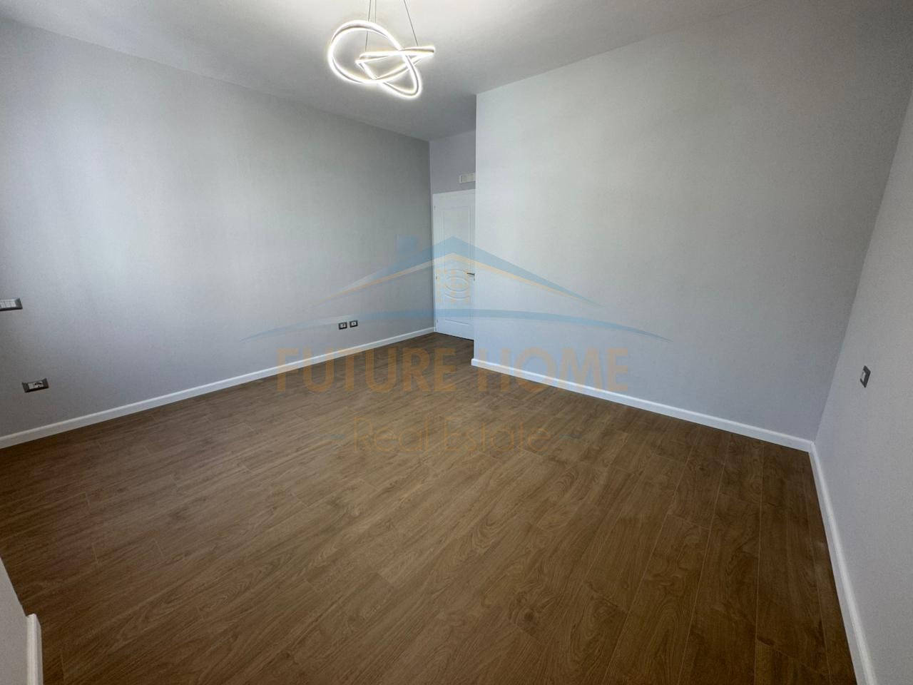 In vendita, Appartamento 2+1, Via Shefqet Kuka, Fresk, Tirana.