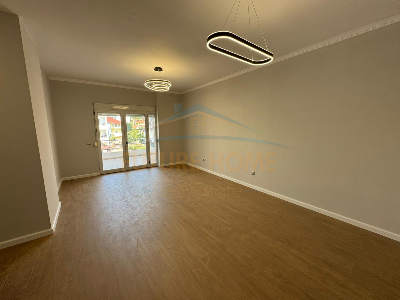 In vendita, Appartamento 2+1, Via Shefqet Kuka, Fresk, Tirana.