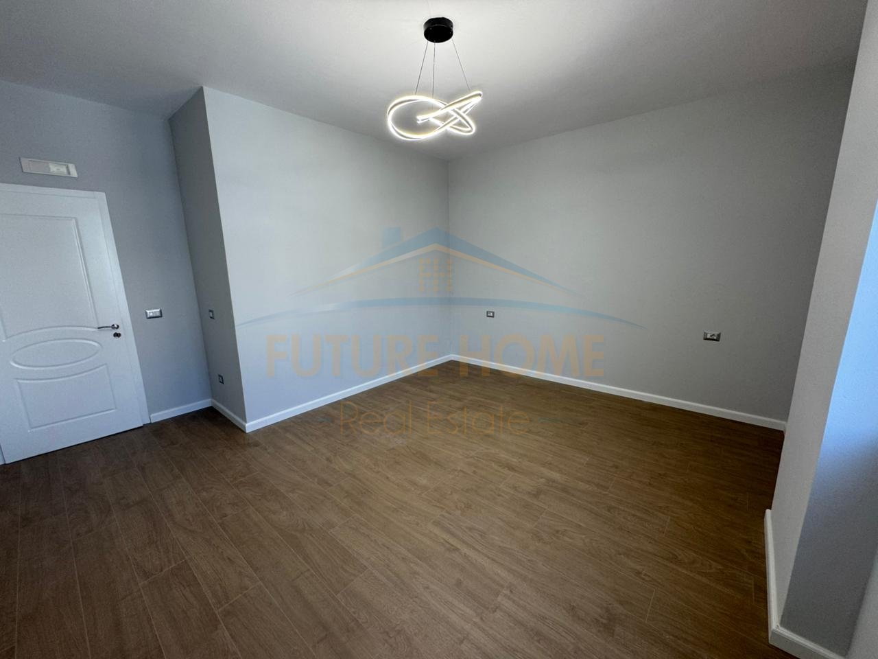 In vendita, Appartamento 2+1, Via Shefqet Kuka, Fresk, Tirana.