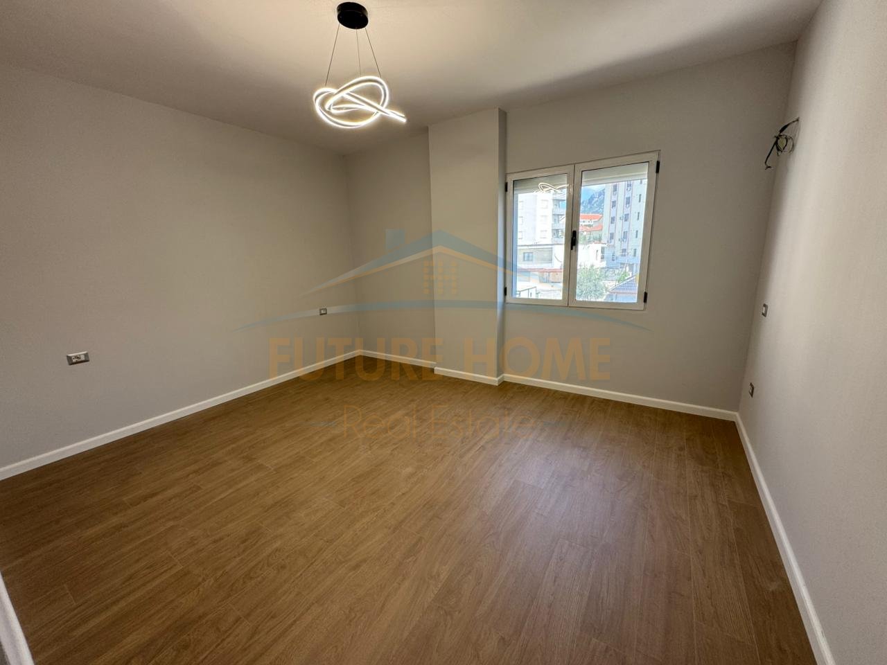 In vendita, Appartamento 2+1, Via Shefqet Kuka, Fresk, Tirana.