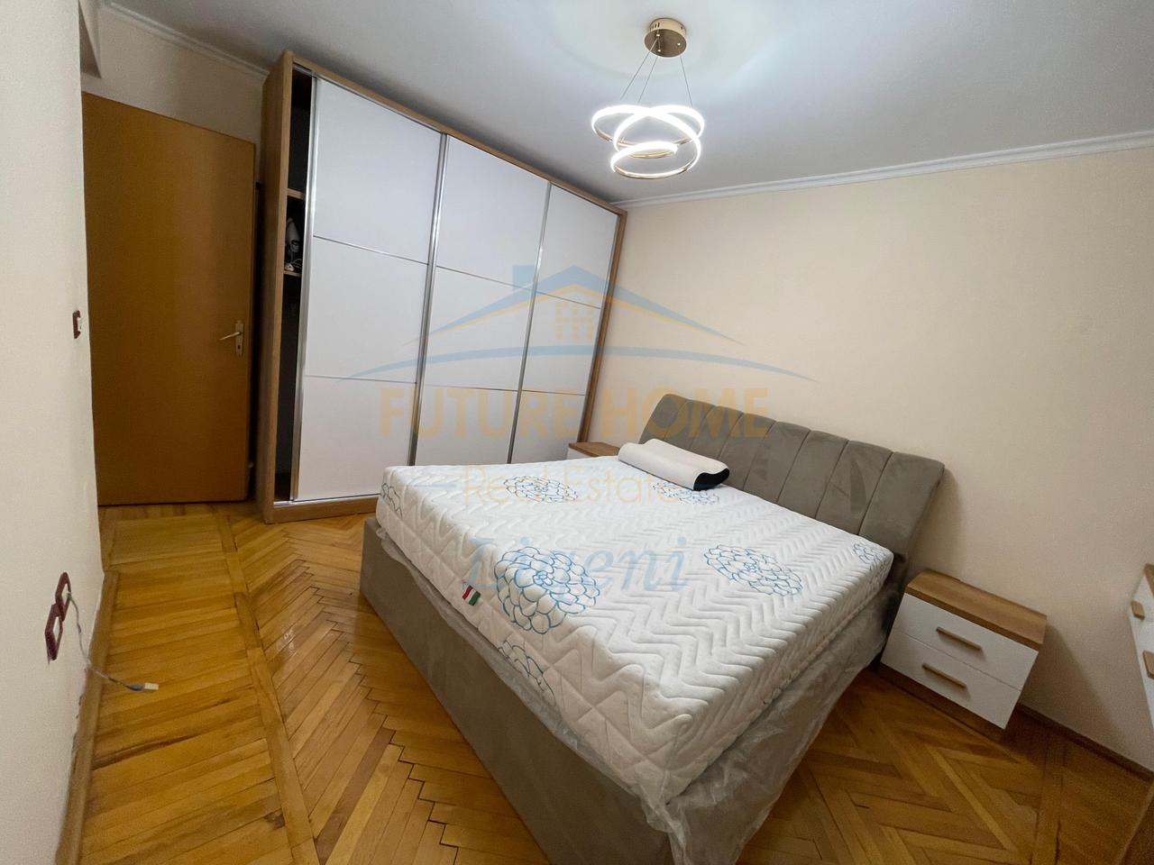 Qera, Apartament 1+1, Bulevardi i Ri, Tiranë.