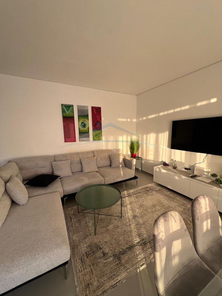 For sale, 2+1 Apartment, San Pietro, Gjiri i Lalezit