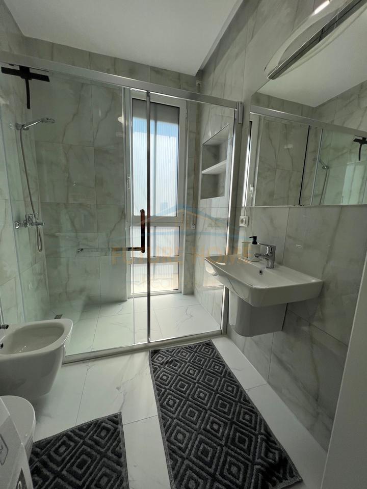 For sale, Apartment 2+1+2, San Pietro, Gjirii Lalezit