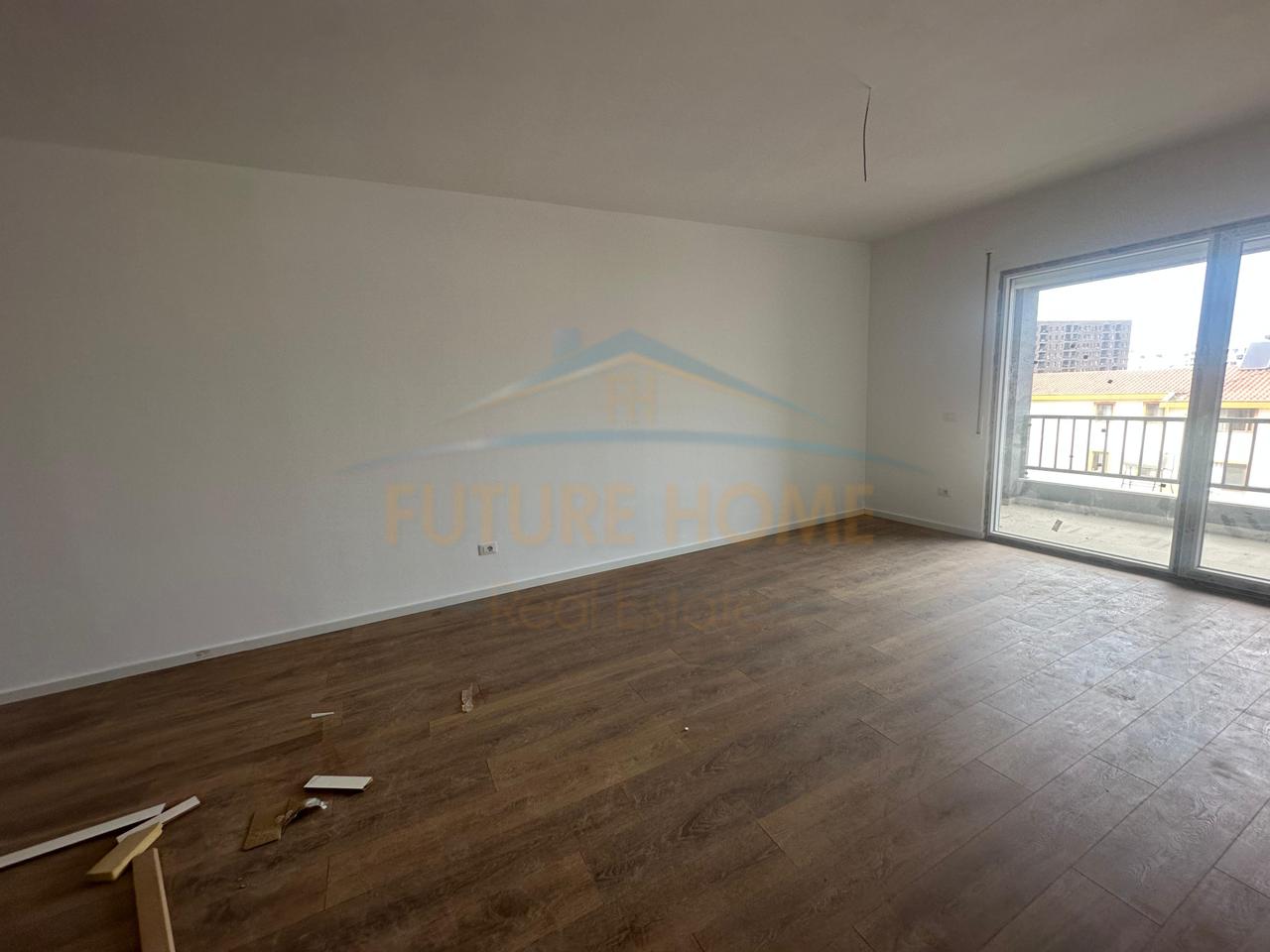 In vendita, Appartamento 2+1+2, Via 5 Maji, Tirana.
