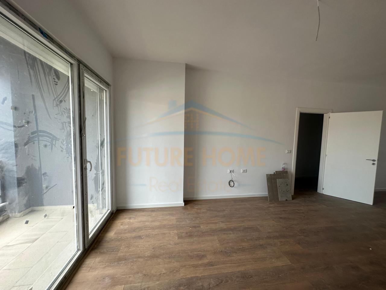 In vendita, Appartamento 2+1+2, Via 5 Maji, Tirana.