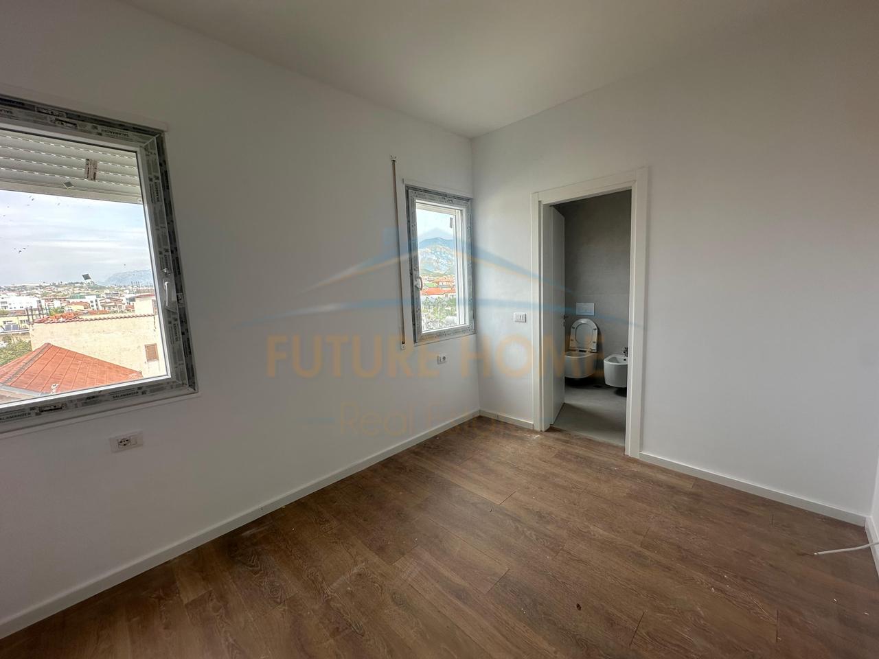 In vendita, Appartamento 2+1+2, Via 5 Maji, Tirana.