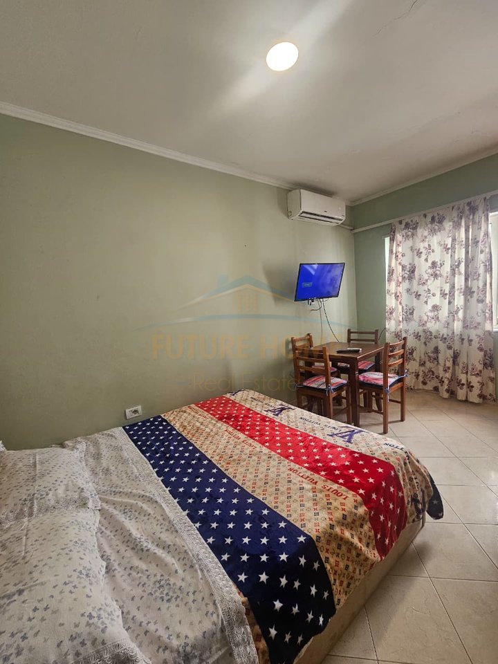 Qira, Garsionere, Plazh Iliria , Durrës.