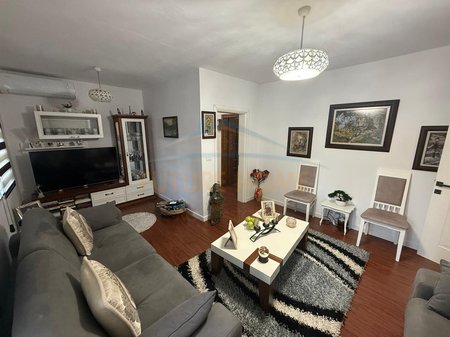 For sale, 3+1 Apartment, Neighborhood 10, Korçë