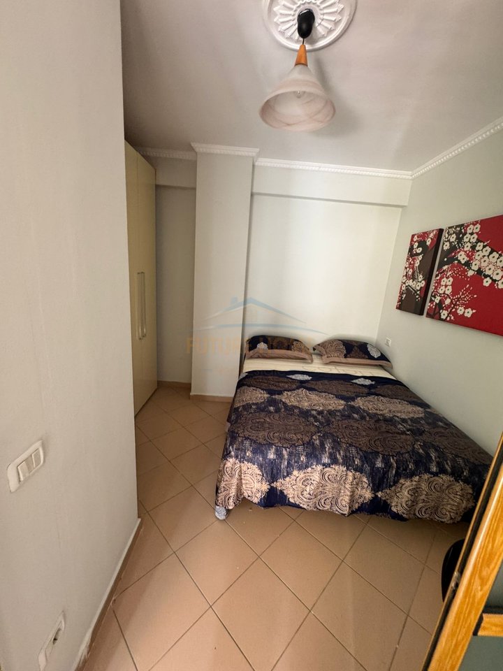 Shitet, Apartament 2+1, Lagjia Nr. 13
,Durres