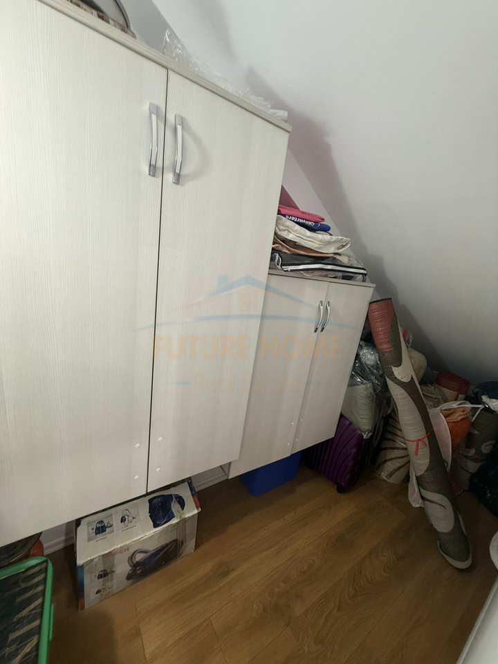 For sale, Apartment 2+1+2, Neighborhood 16, Korçë.