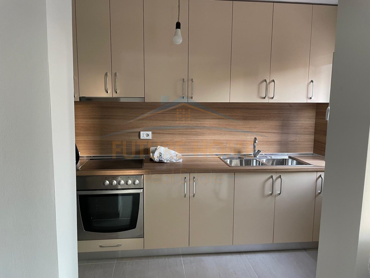 Qira, Apartament 3+1, Rruga Fortuzi, Tirane