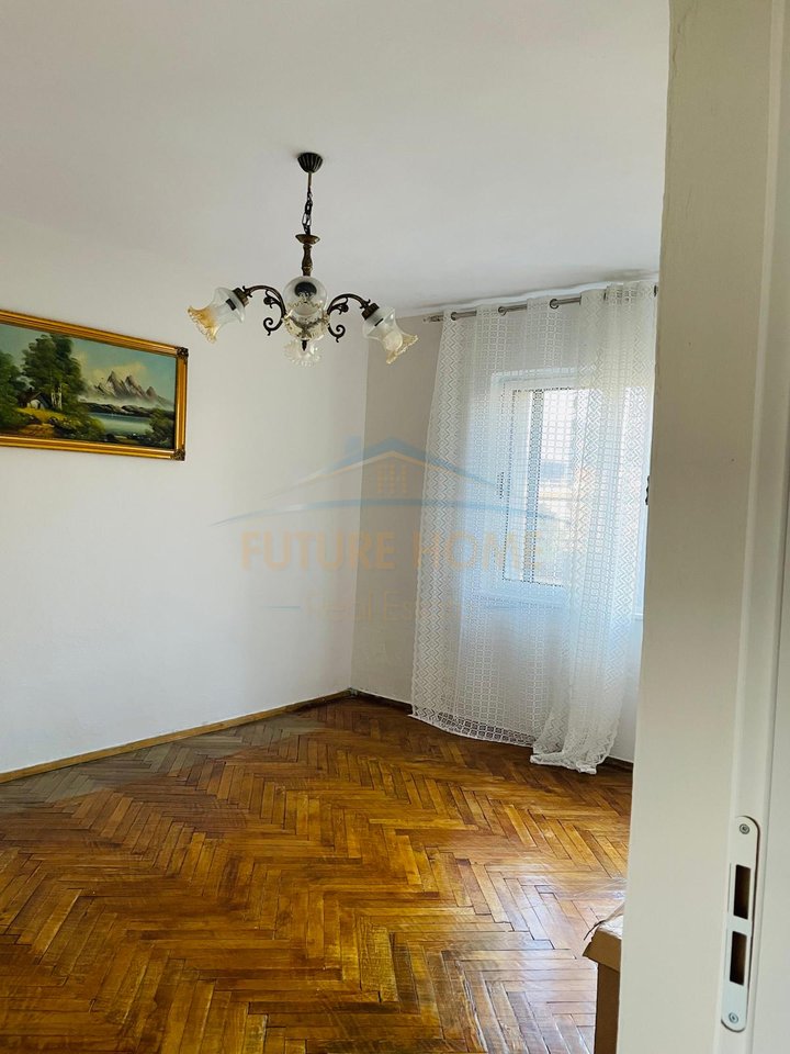 Qira, Apartament 3+1, Rruga Fortuzi, Tirane