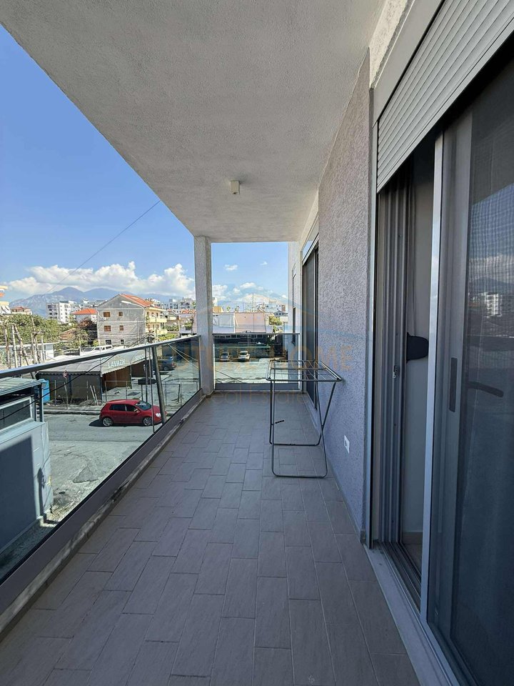 Rent, Apartment 2+1+2, near Ardenos, Industrial Street, Tirana.