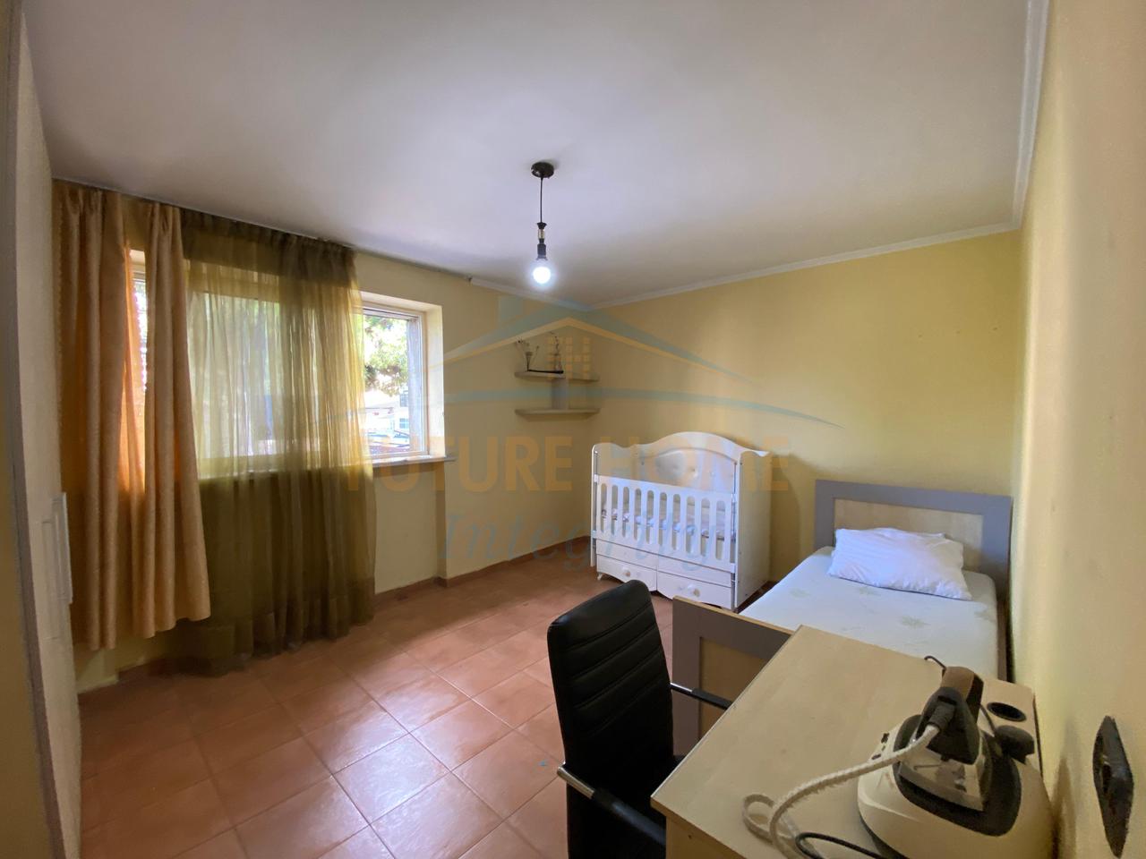 In affitto, appartamento 2+1, 21 Dhjetori, Tirana.