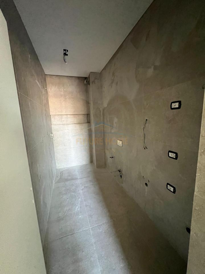 Qira, Apartment 1+1, Barrikadave Street, Tirana.