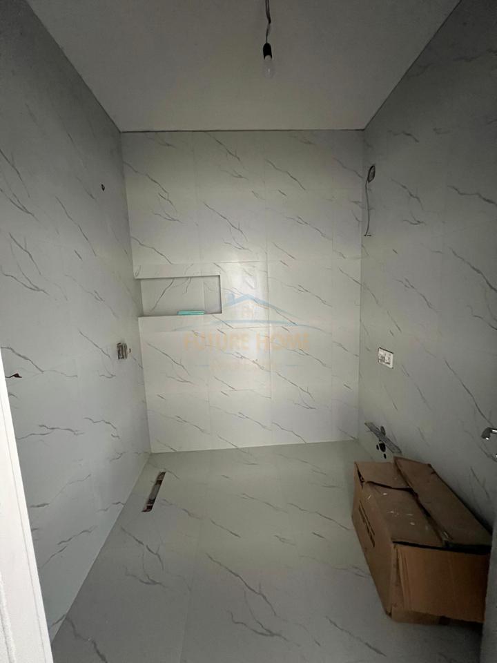 Qira, Apartament 1+1+Post Parkimi, Rruga e Barrikadave, Tiranë.