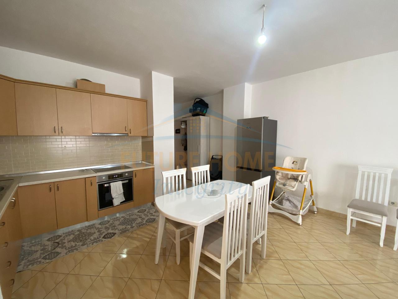 In vendita, Appartamento 2+1+2, Fresku, Tirana.