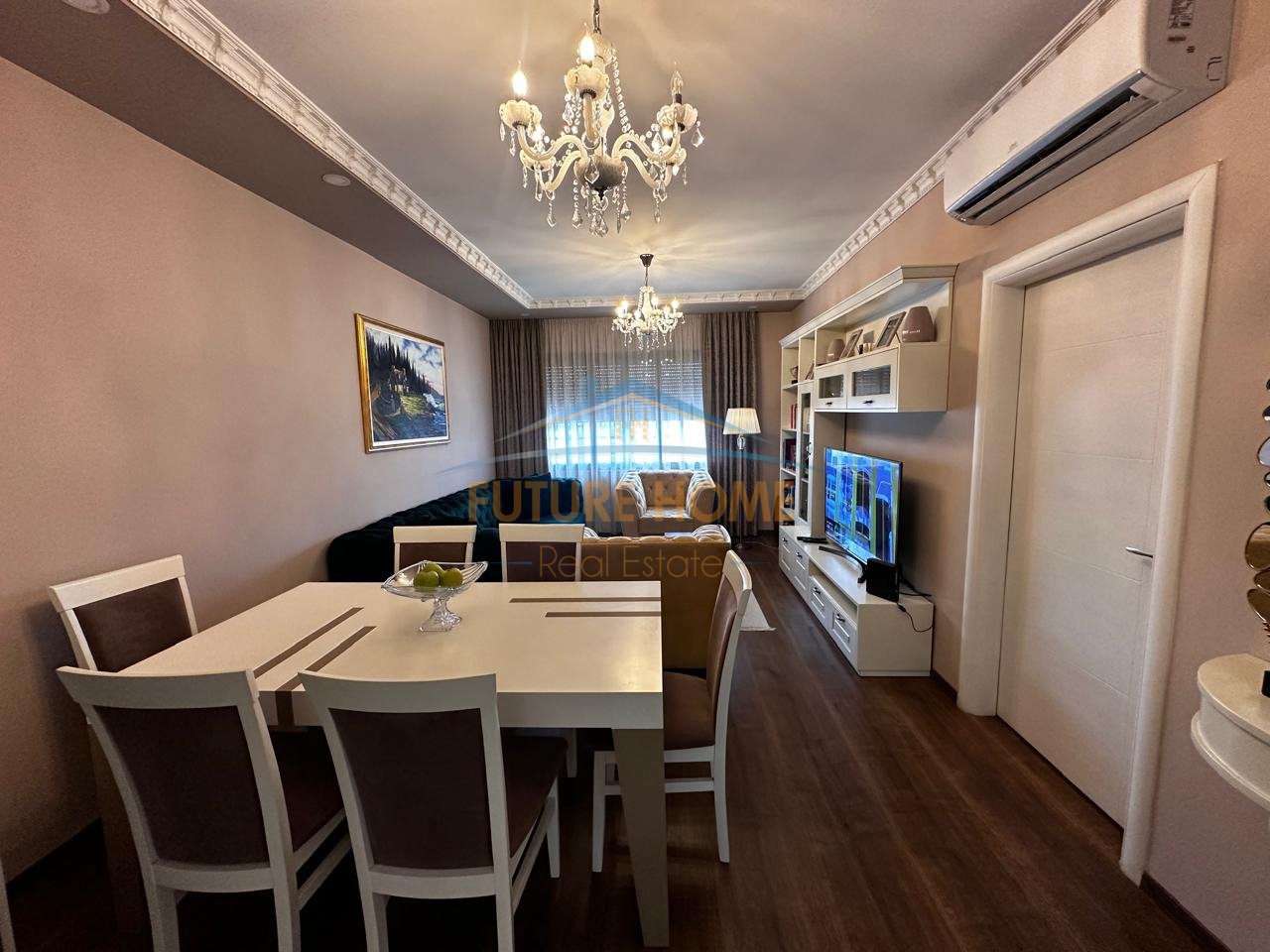 In vendita, Appartamento 3+1+2, Unaza e Re, Tirana