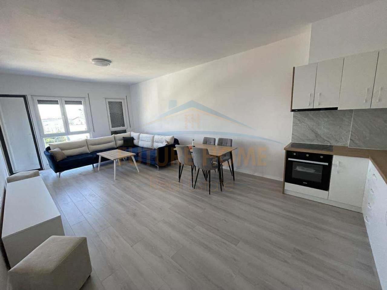Qera , Apartament 2+1, Kamez