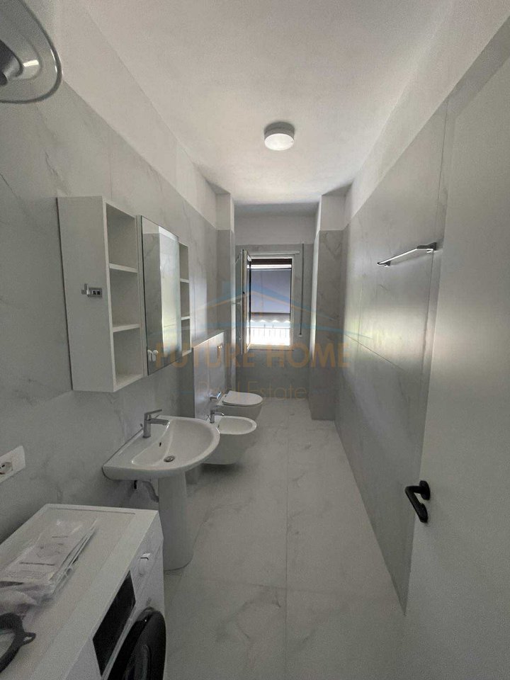 Qera , Apartament 2+1, Kamez