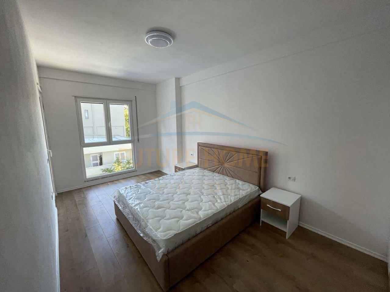 Qera , Apartament 3+1+2, Kamez