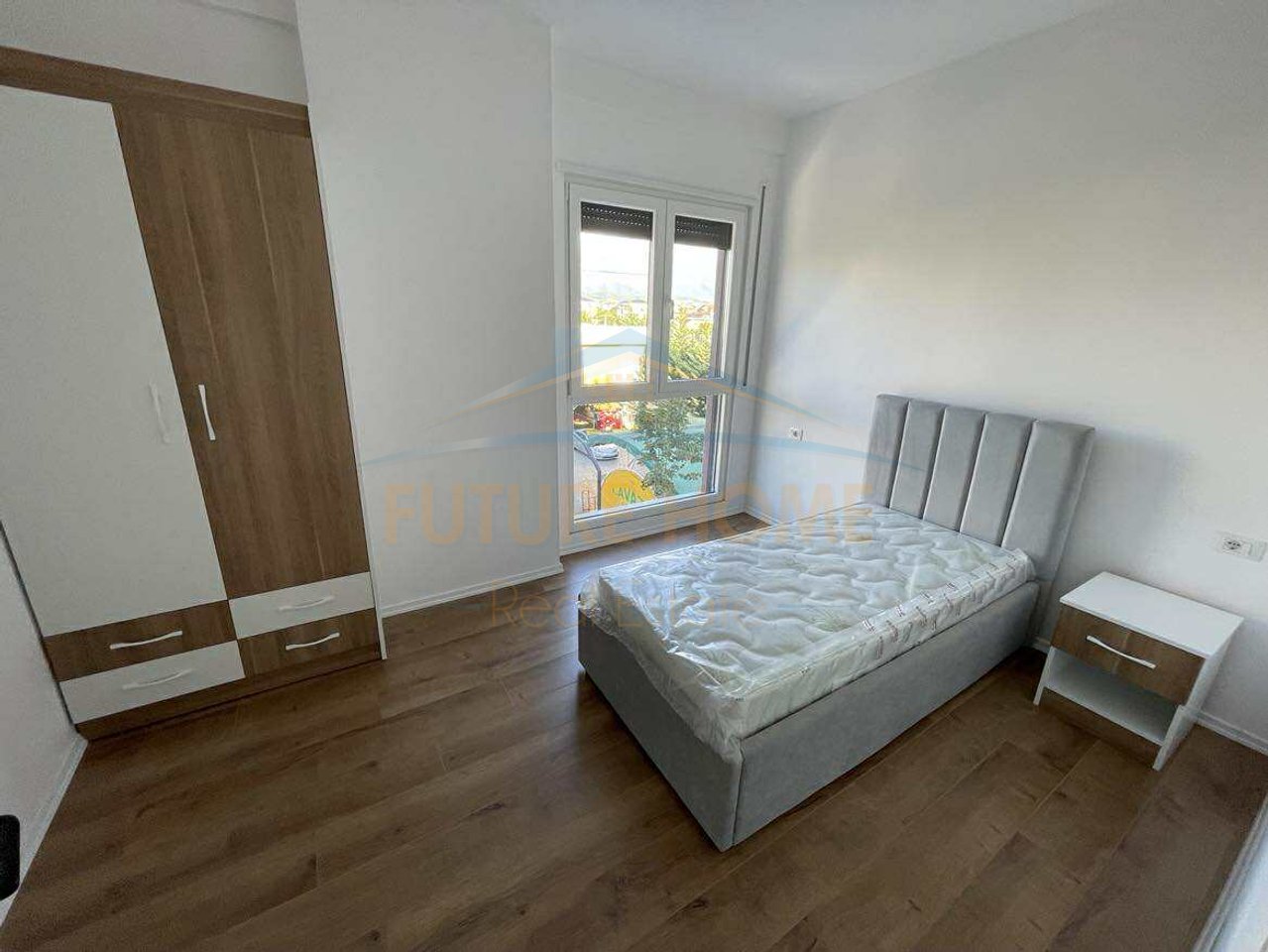 Qera , Apartament 3+1+2, Kamez