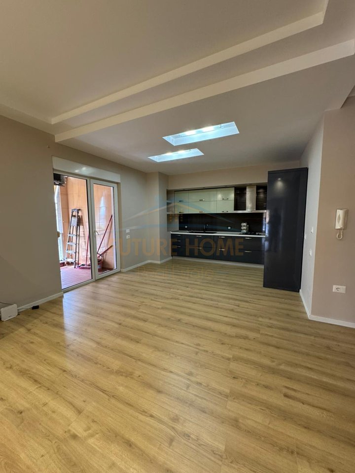 For Sale, Apartment 1+1, Oxhaku, Tirana.