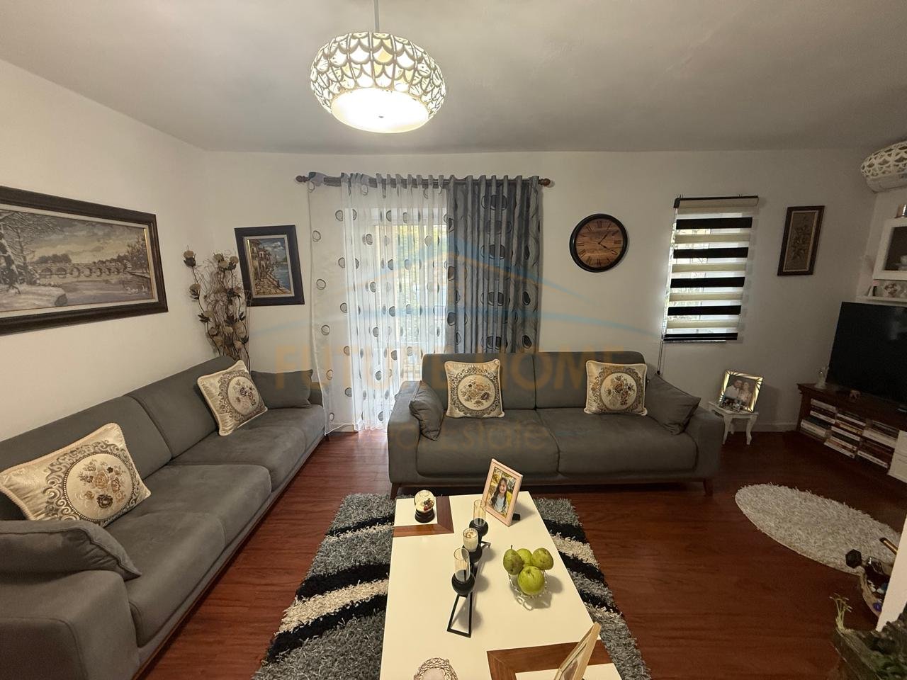 For sale, 3+1 Apartment, Neighborhood 10, Korçë