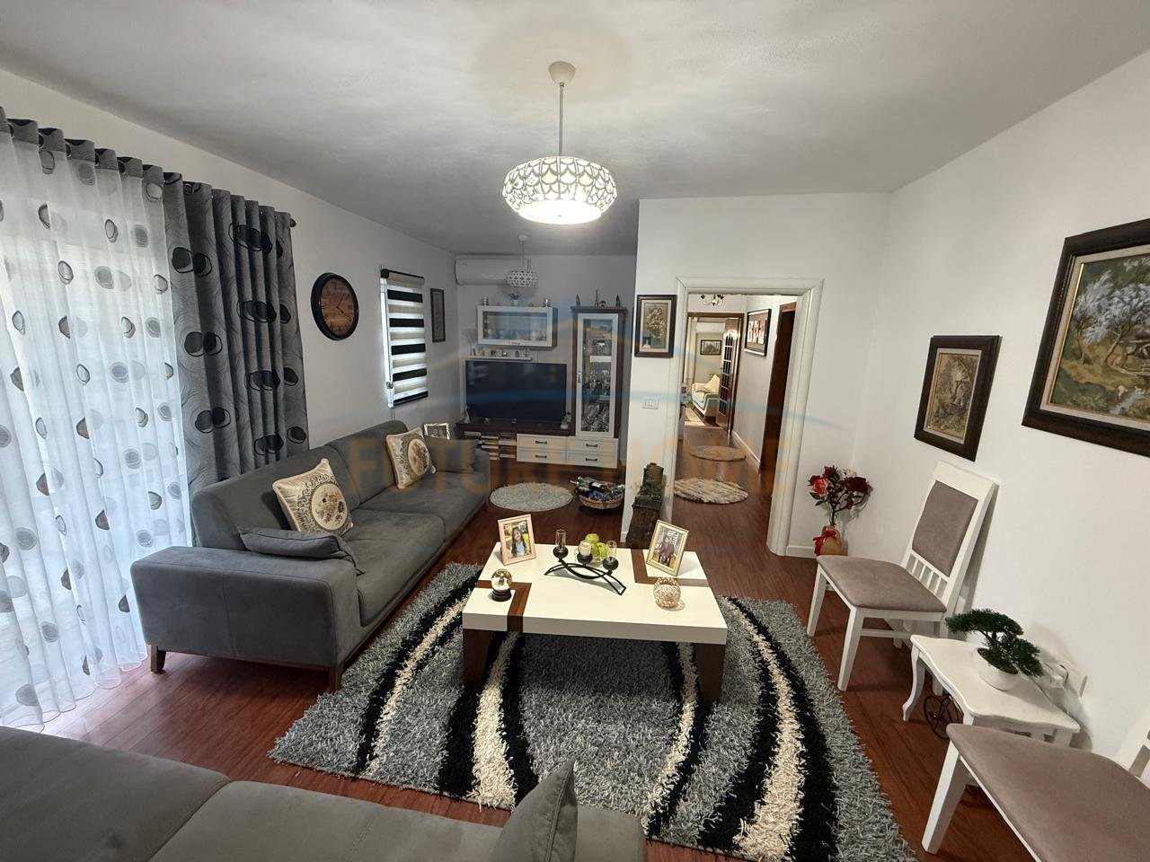 For sale, 3+1 Apartment, Neighborhood 10, Korçë