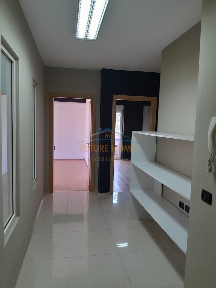 Qira, Appartamento 2+1, Piazza Willson