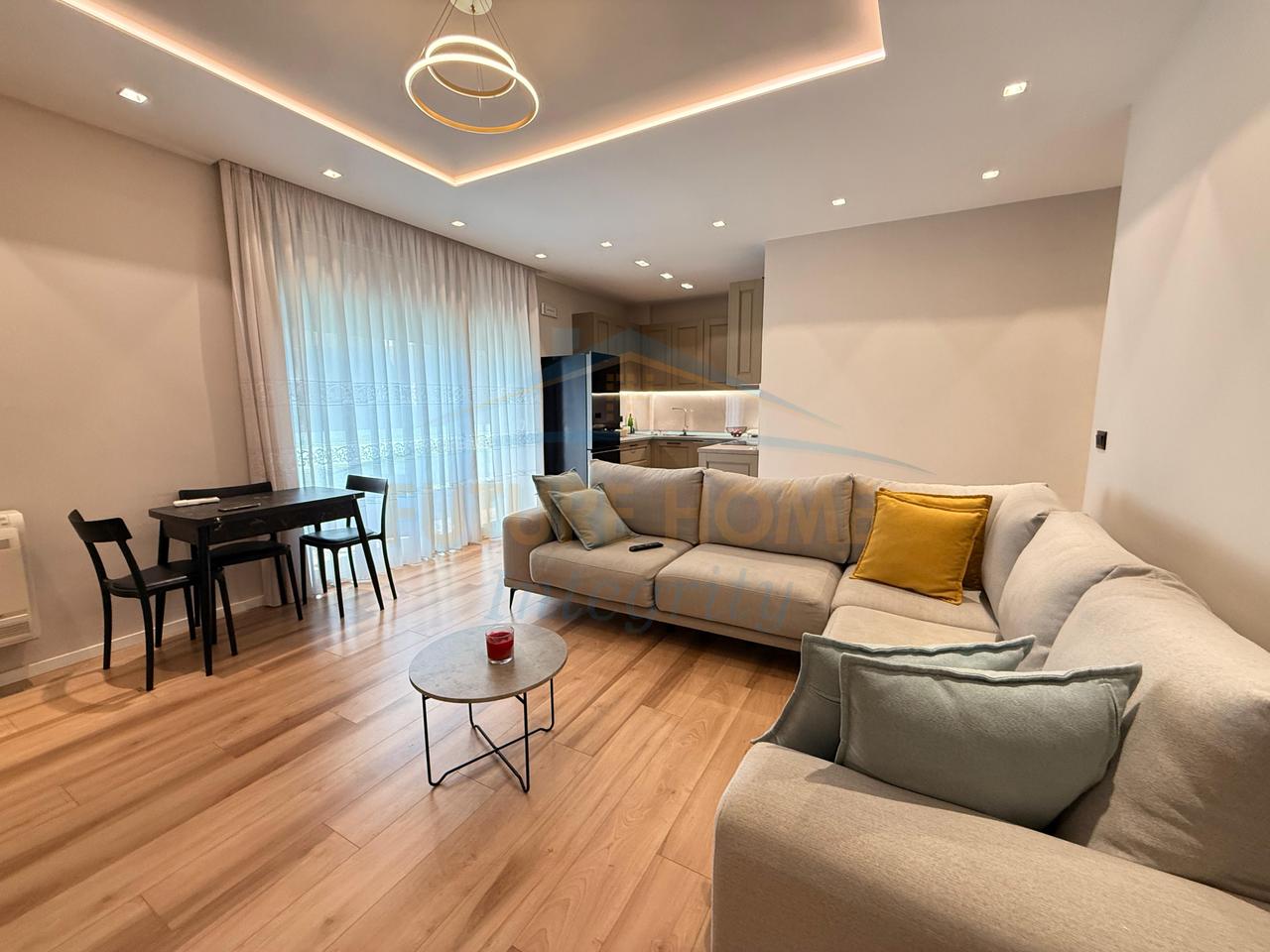 Shitet, Apartament 1+1, Rezidenca Sofia, Tiranë.
